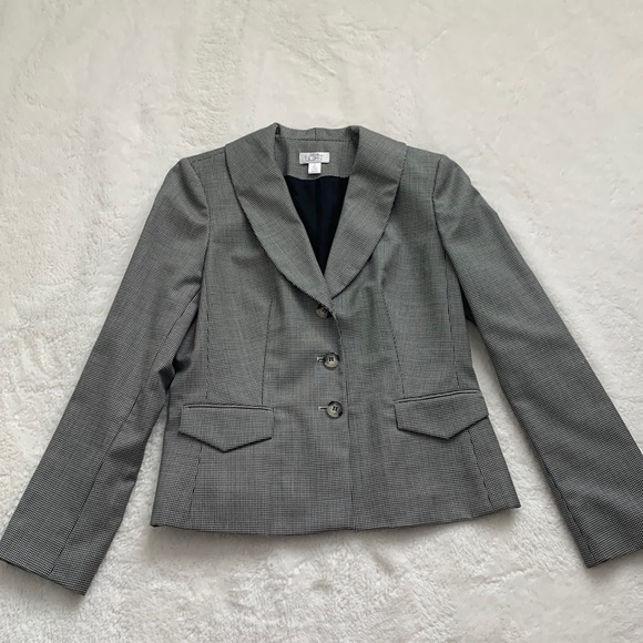 LOFT Jackets & Blazers - LOFT Blazer